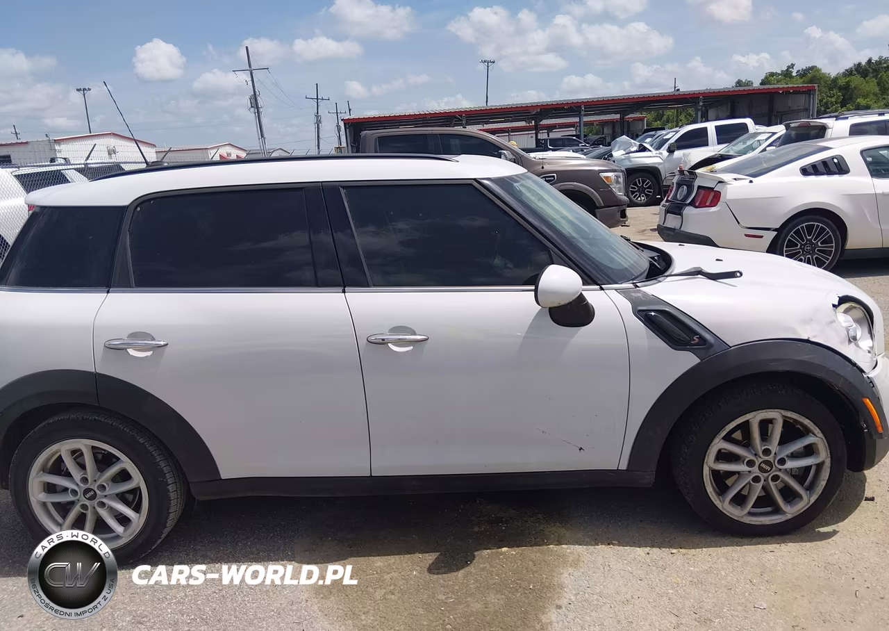 2016 Mini Countryman Cooper S VIN:WMWZC3C51GWT09746 - 13