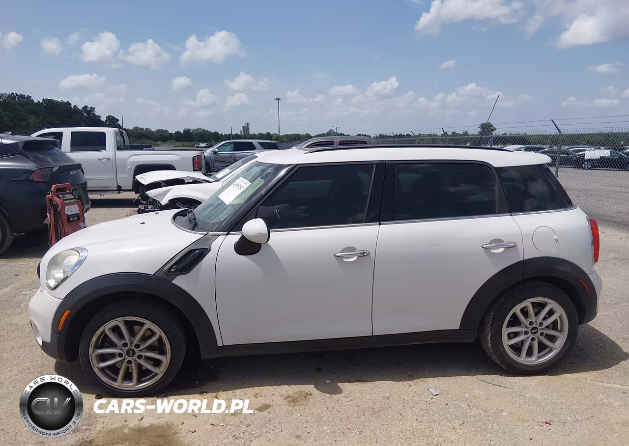 2016 Mini Countryman Cooper S VIN:WMWZC3C51GWT09746 - 14