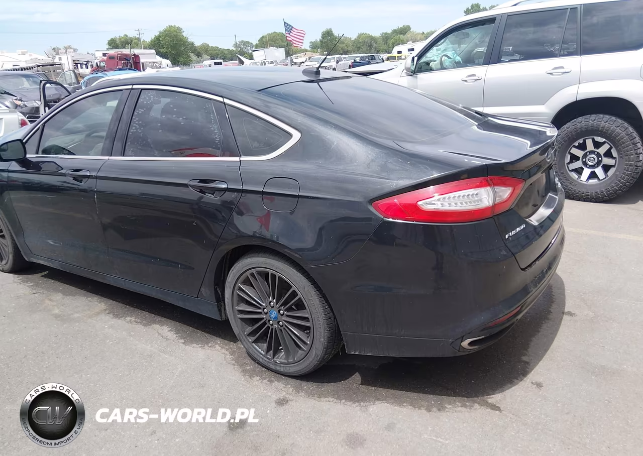 2013 Ford Fusion Se VIN:3FA6P0H95DR220528 - 3