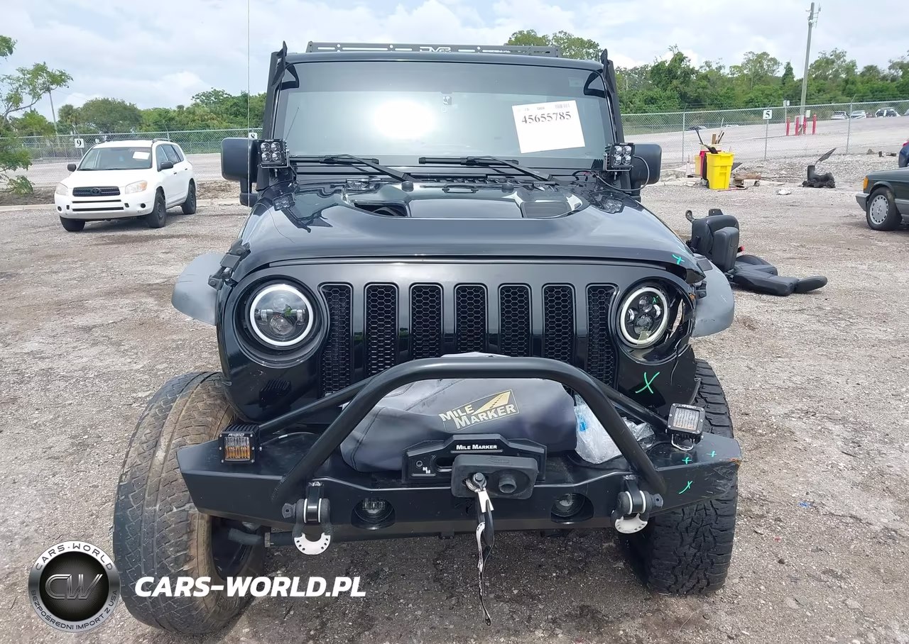2016 Jeep Wrangler Unlimited Sahara VIN:1C4HJWEG4GL239892 - 13
