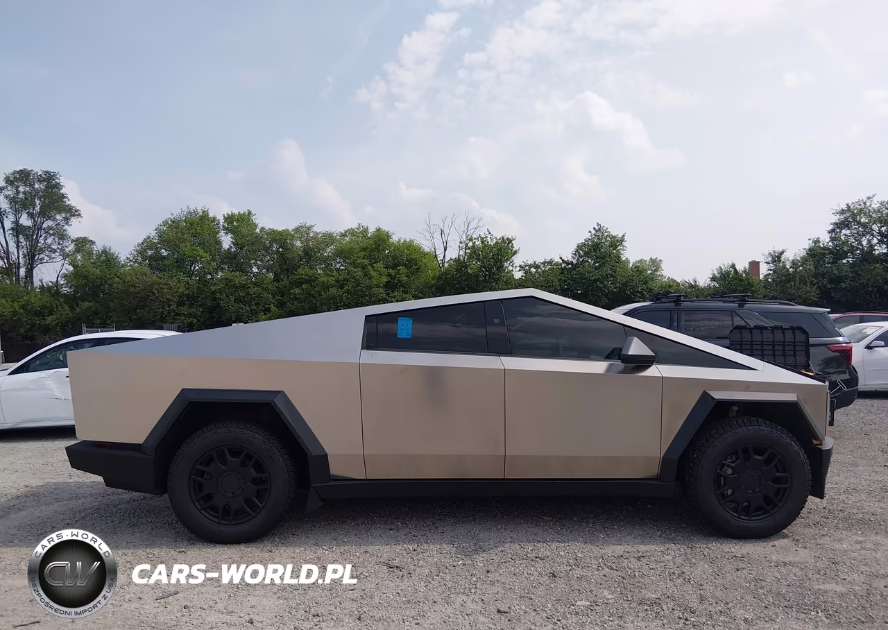 2024 Tesla Cybertruck All-Wheel Drive VIN:7G2CEHED2RA016671 - 13