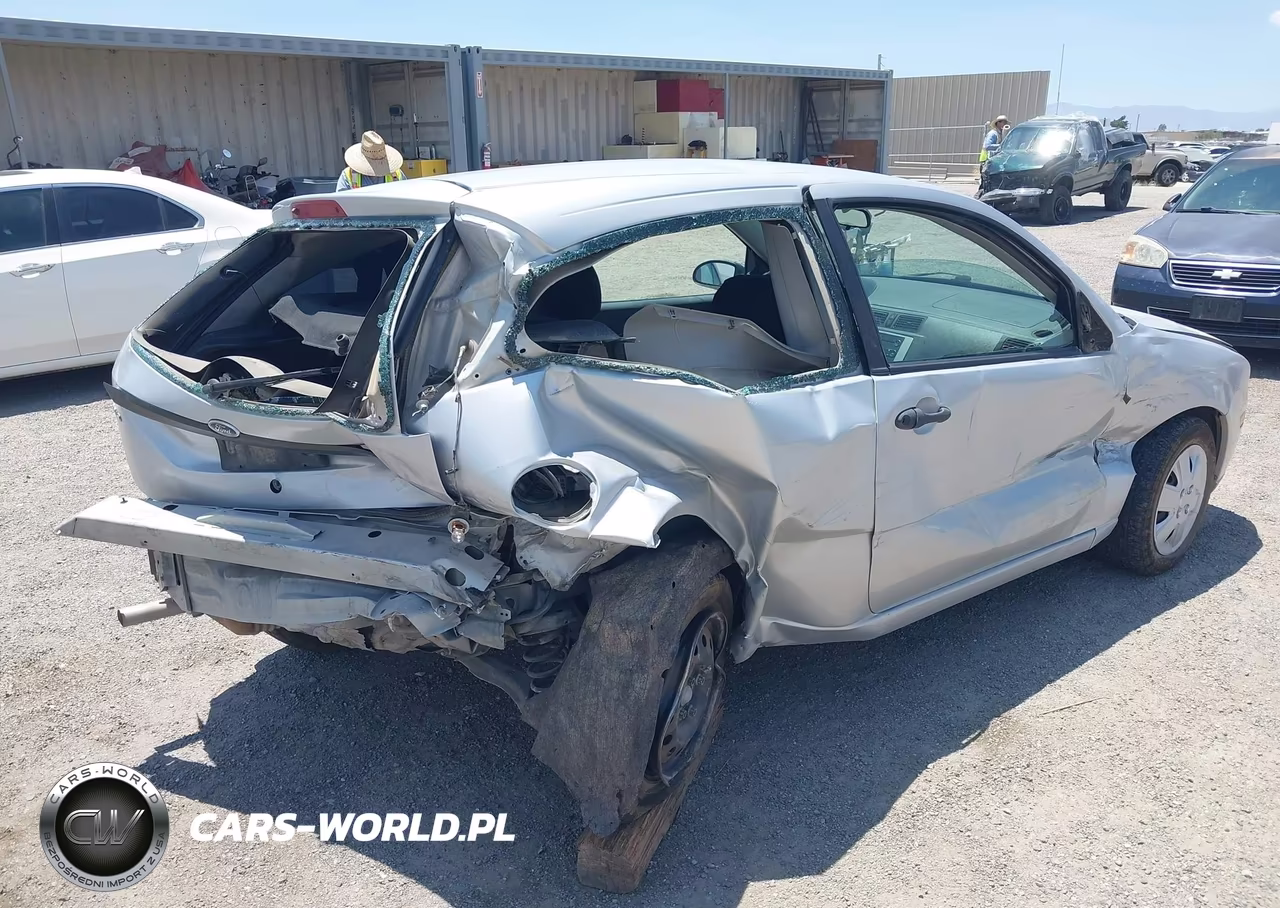 2007 Ford Focus S-Se-Ses VIN:1FAFP31N77W211663 - 4