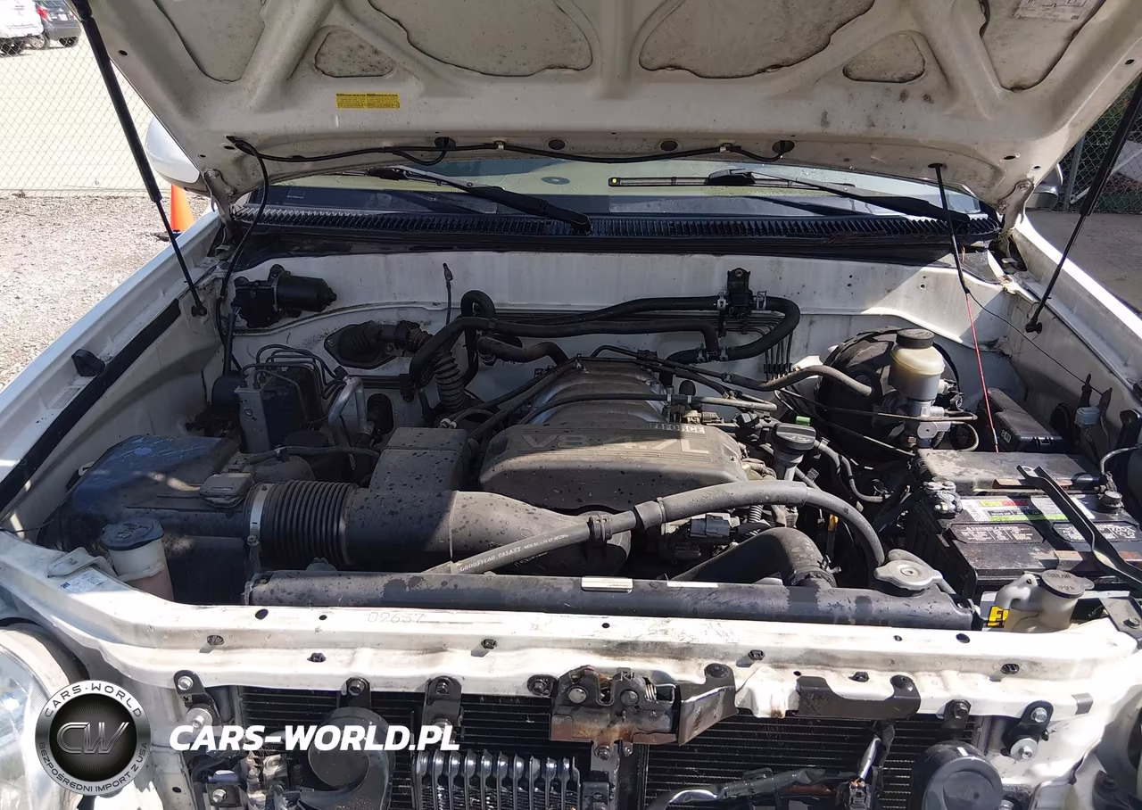 2002 Toyota Sequoia Limited V8 VIN:5TDZT38A12S084018 - 10