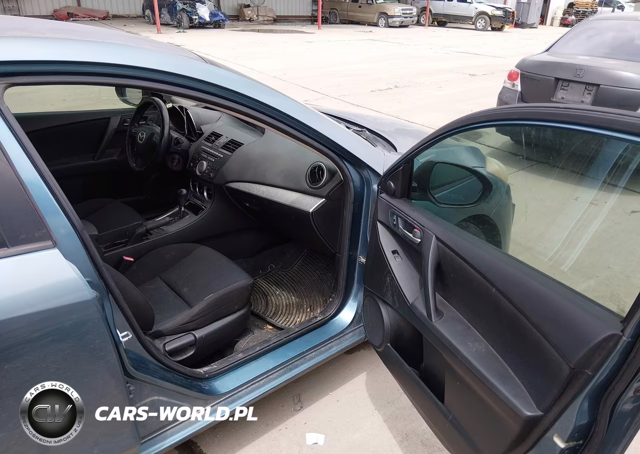 2011 Mazda Mazda3 I Touring VIN:JM1BL1VF8B1485679 - 5
