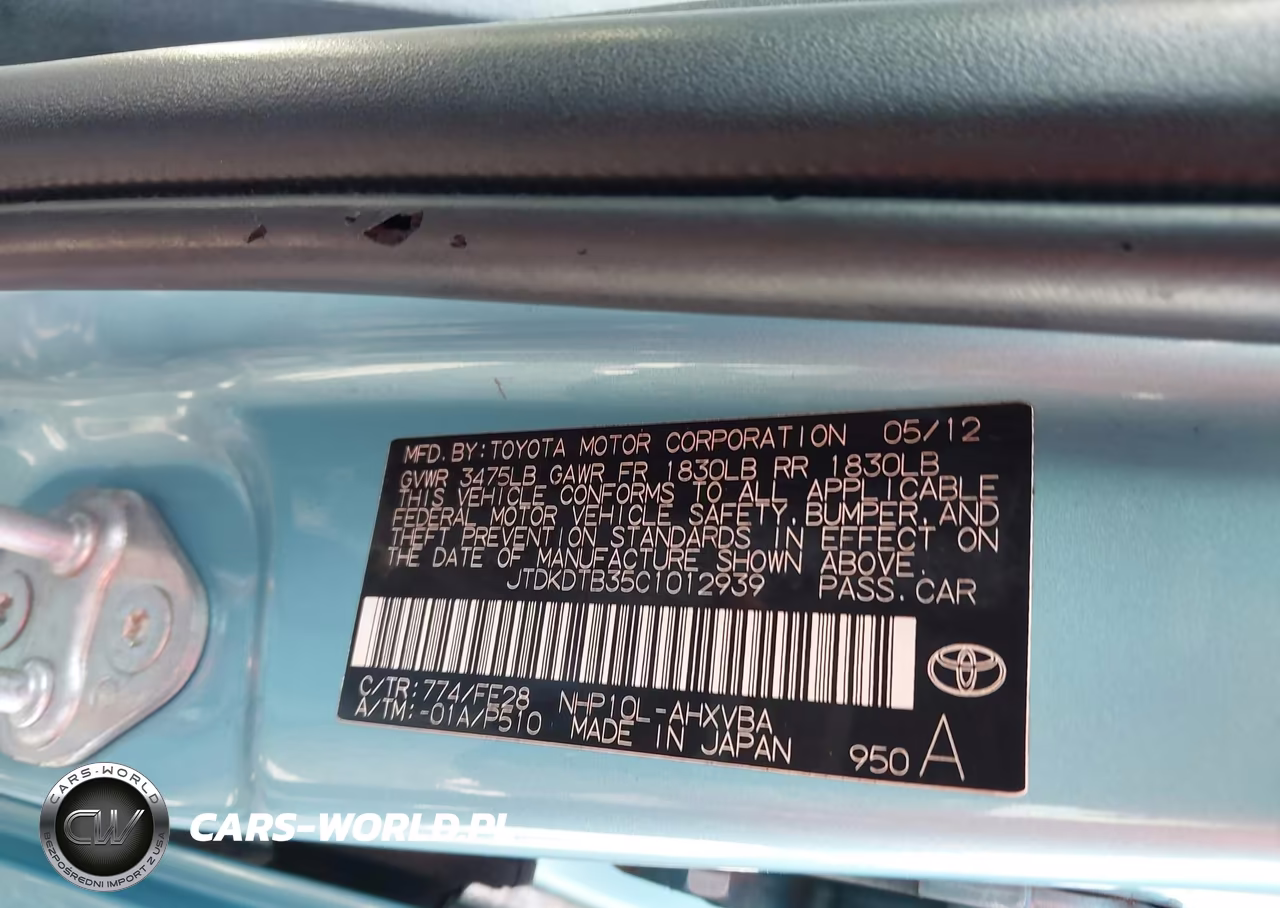 2012 Toyota Prius C One VIN:JTDKDTB35C1012939 - 9