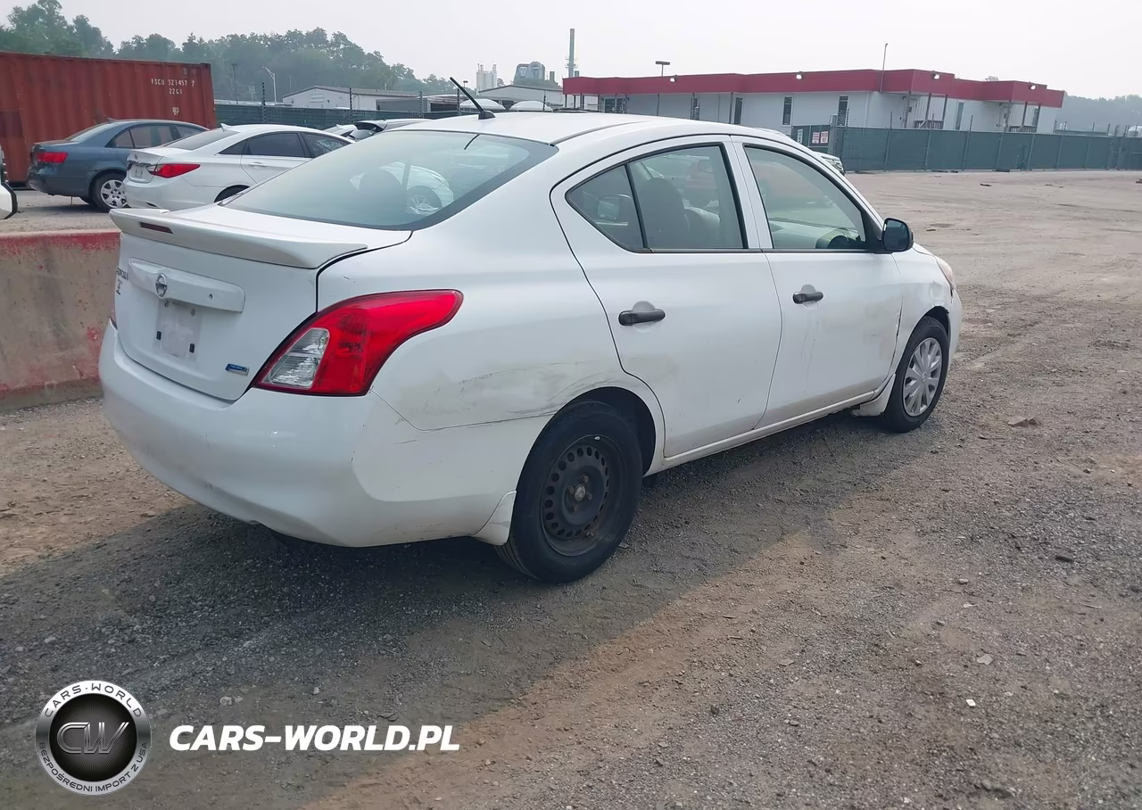 2014 Nissan Versa 1.6 S+ VIN:3N1CN7AP7EL832256 - 4