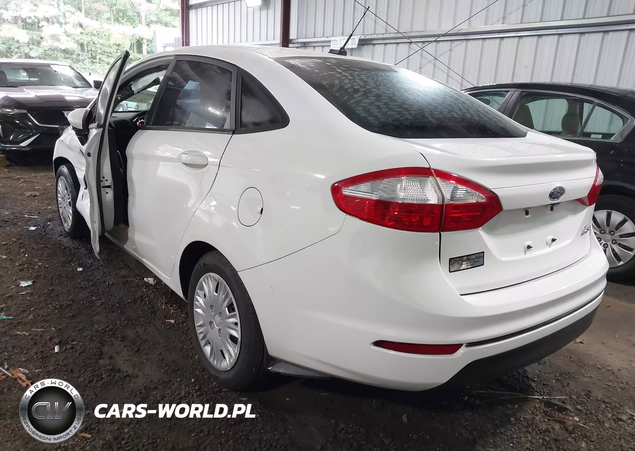 2019 Ford Fiesta S VIN:3FADP4AJ9KM122440 - 3
