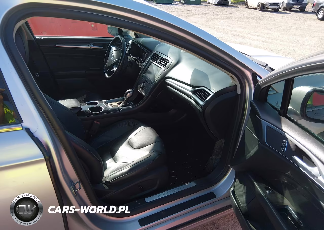 2013 Ford Fusion Titanium VIN:3FA6P0K97DR241776 - 5