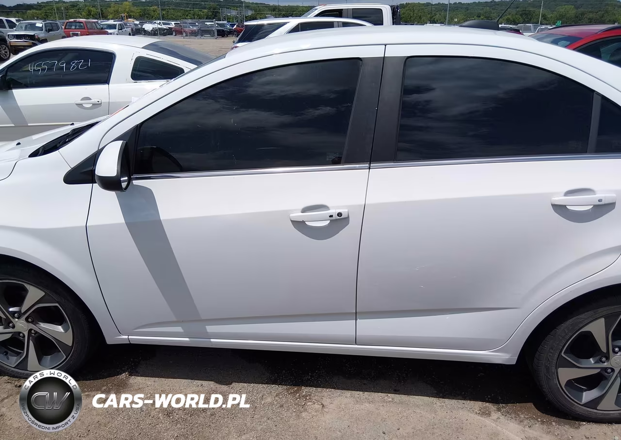 2018 Chevrolet Sonic Premier Auto VIN:1G1JF5SBXJ4134550 - 14