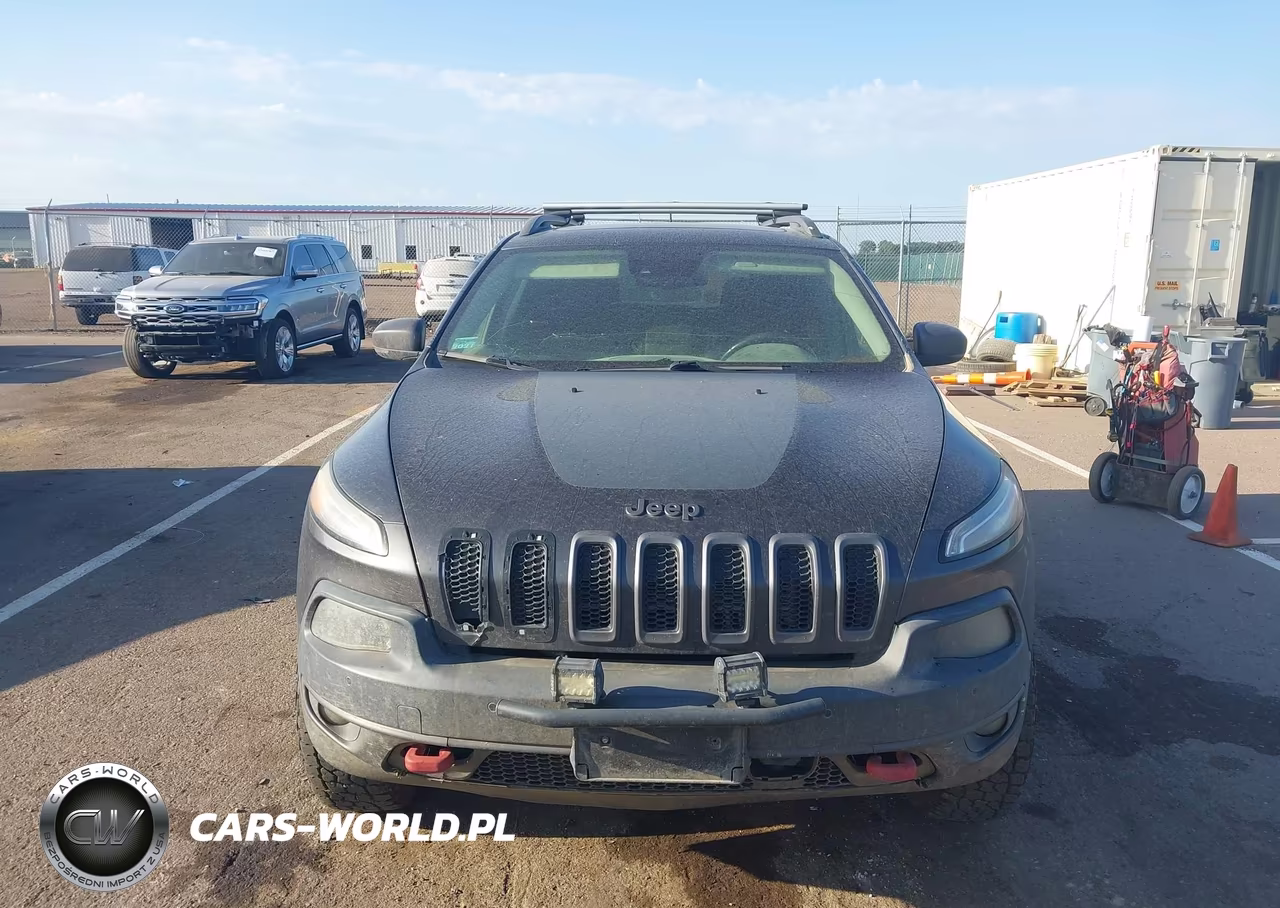 2015 Jeep Cherokee Trailhawk VIN:1C4PJMBS2FW710444 - 12