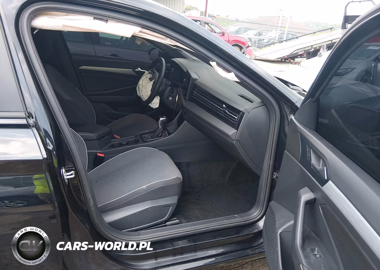2025 Volkswagen Jetta 1.5T Sport VIN:3VWBX7BU6SM110934 - 5