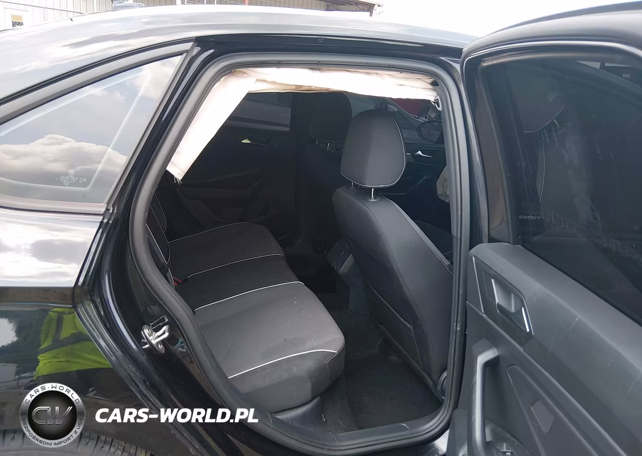 2025 Volkswagen Jetta 1.5T Sport VIN:3VWBX7BU6SM110934 - 8