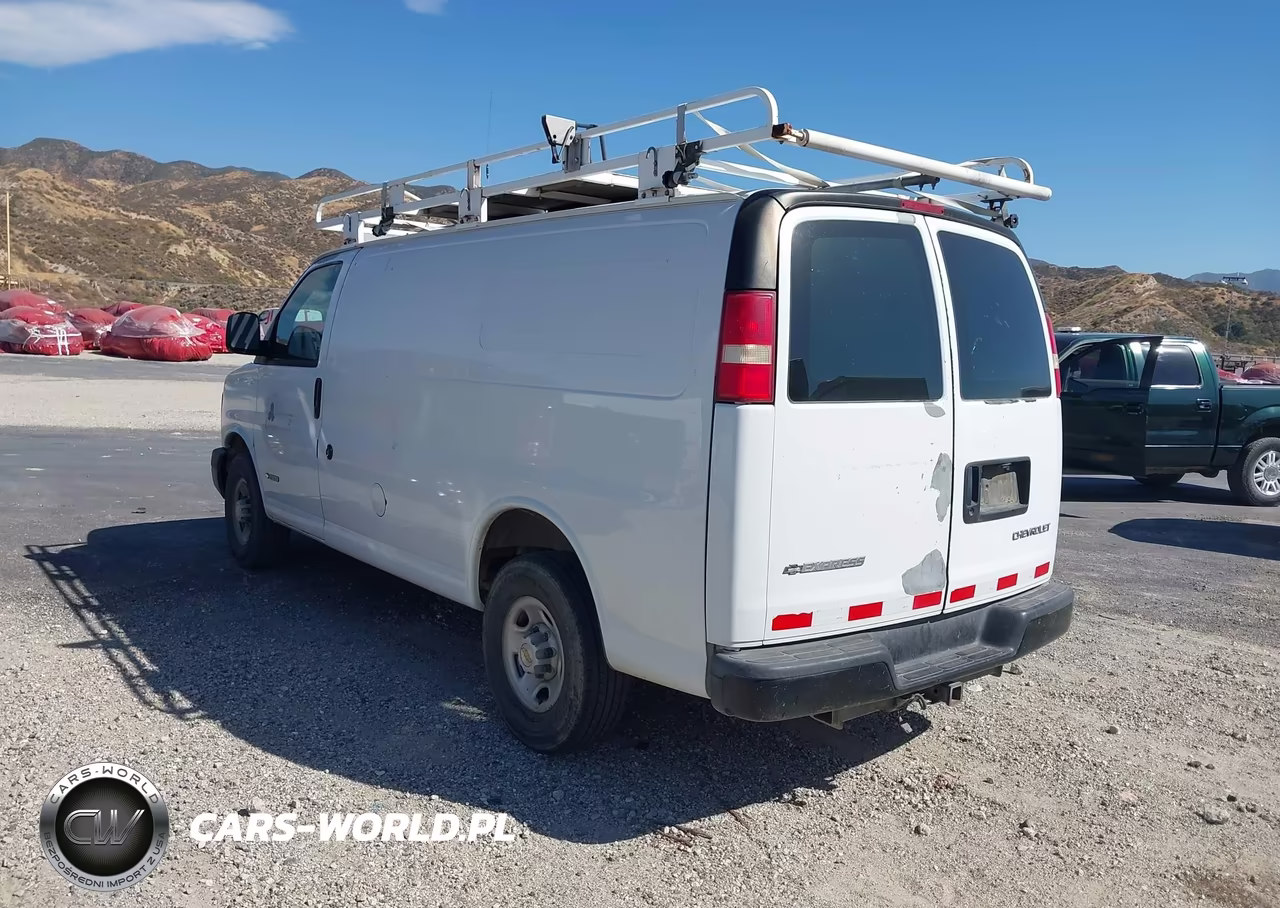 2005 Chevrolet Express VIN:1GCGG25V651126049 - 3