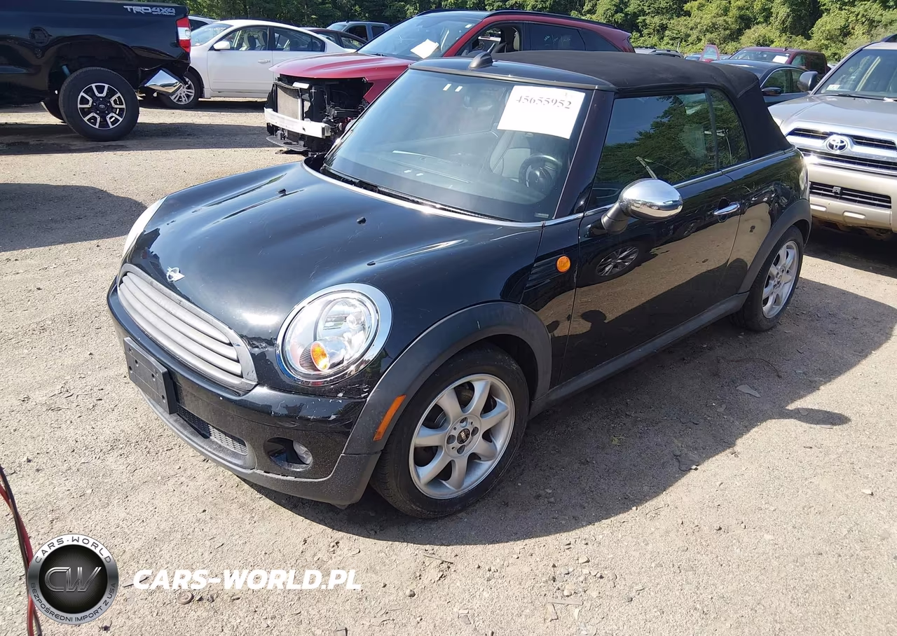 2010 Mini Cooper VIN:WMWMR3C57ATU97075 - 2