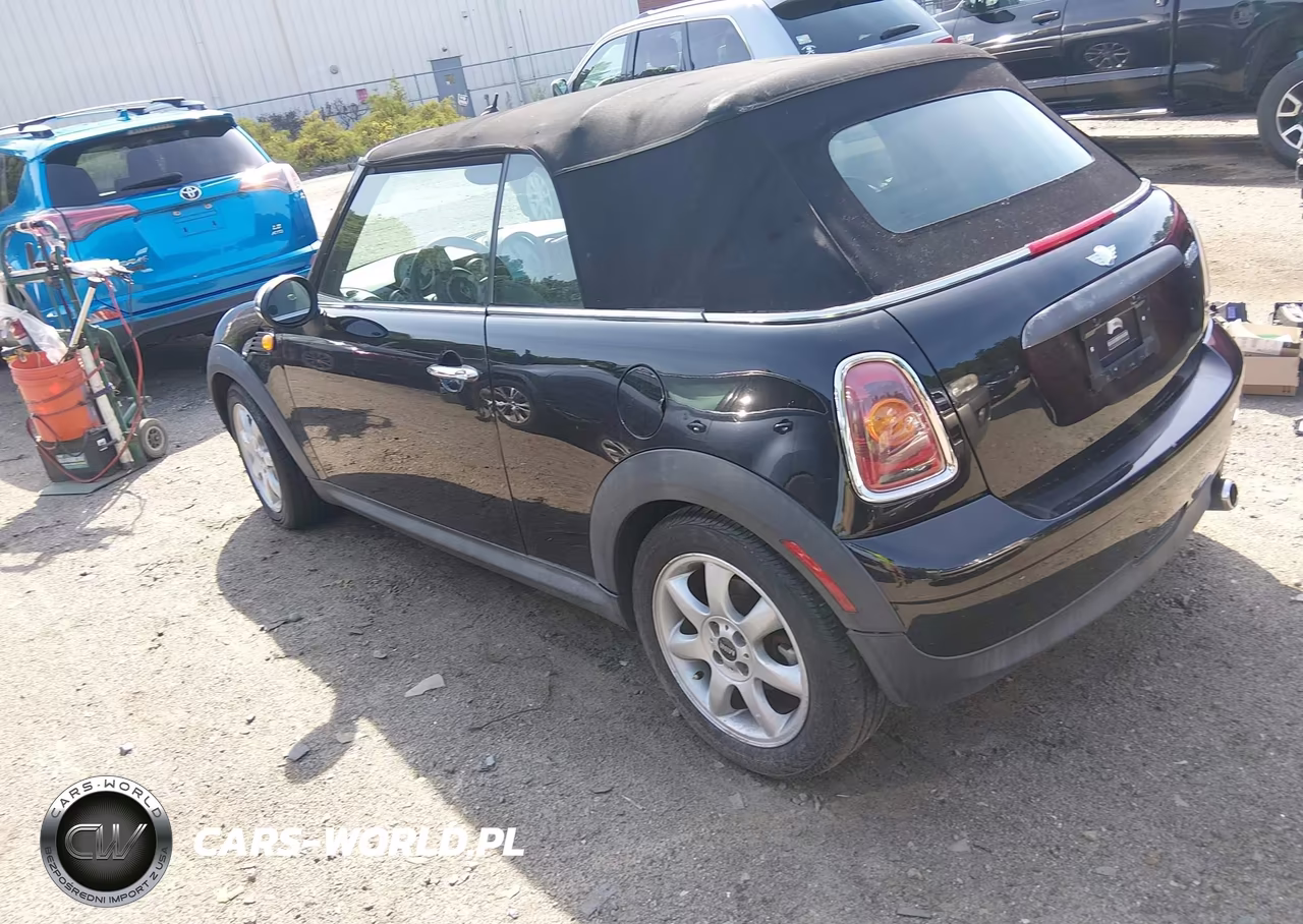 2010 Mini Cooper VIN:WMWMR3C57ATU97075 - 3