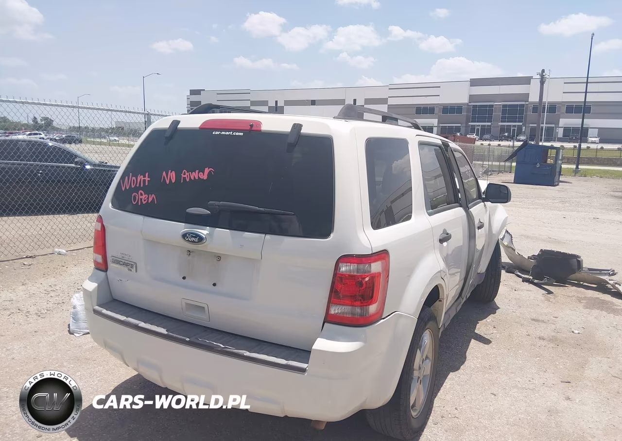 2012 Ford Escape Xlt VIN:1FMCU0D76CKB30829 - 4