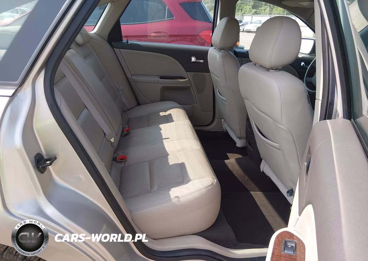 2008 Ford Taurus Limited VIN:1FAHP25W68G145589 - 8