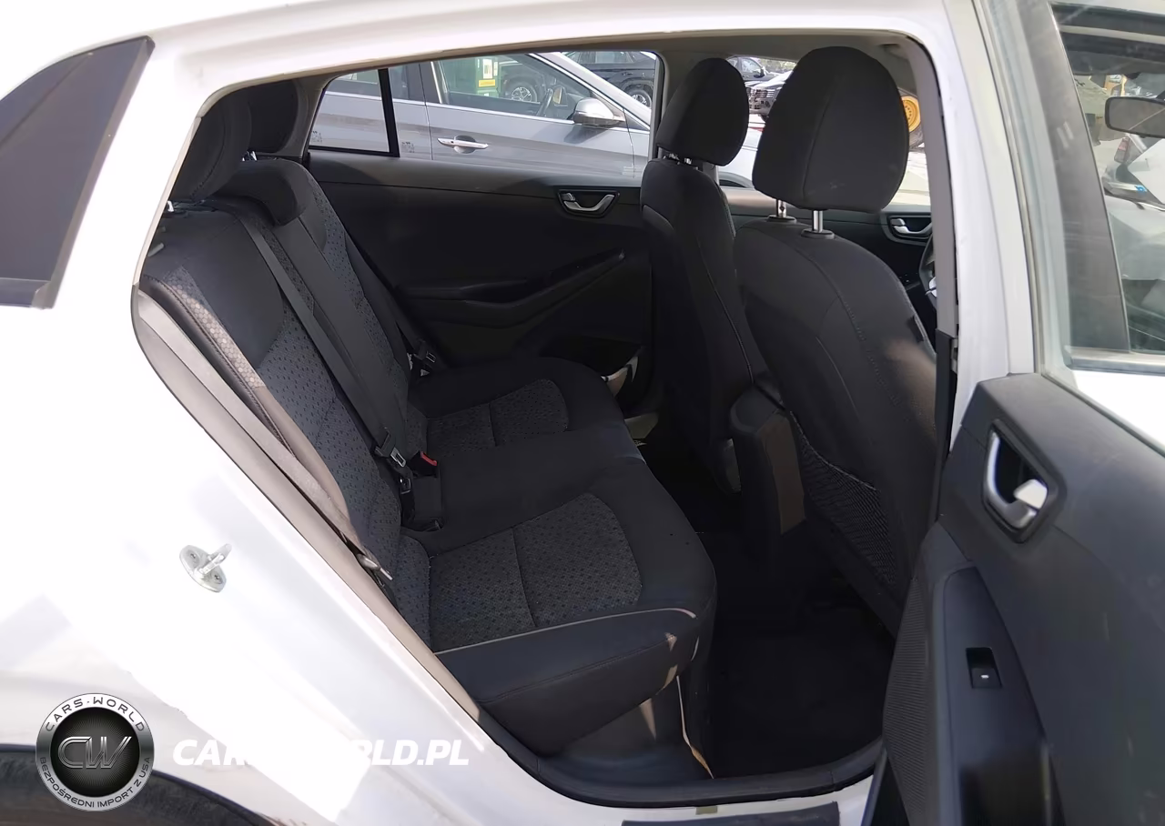 2017 Hyundai Ioniq Hybrid Blue VIN:KMHC65LC3HU023304 - 8