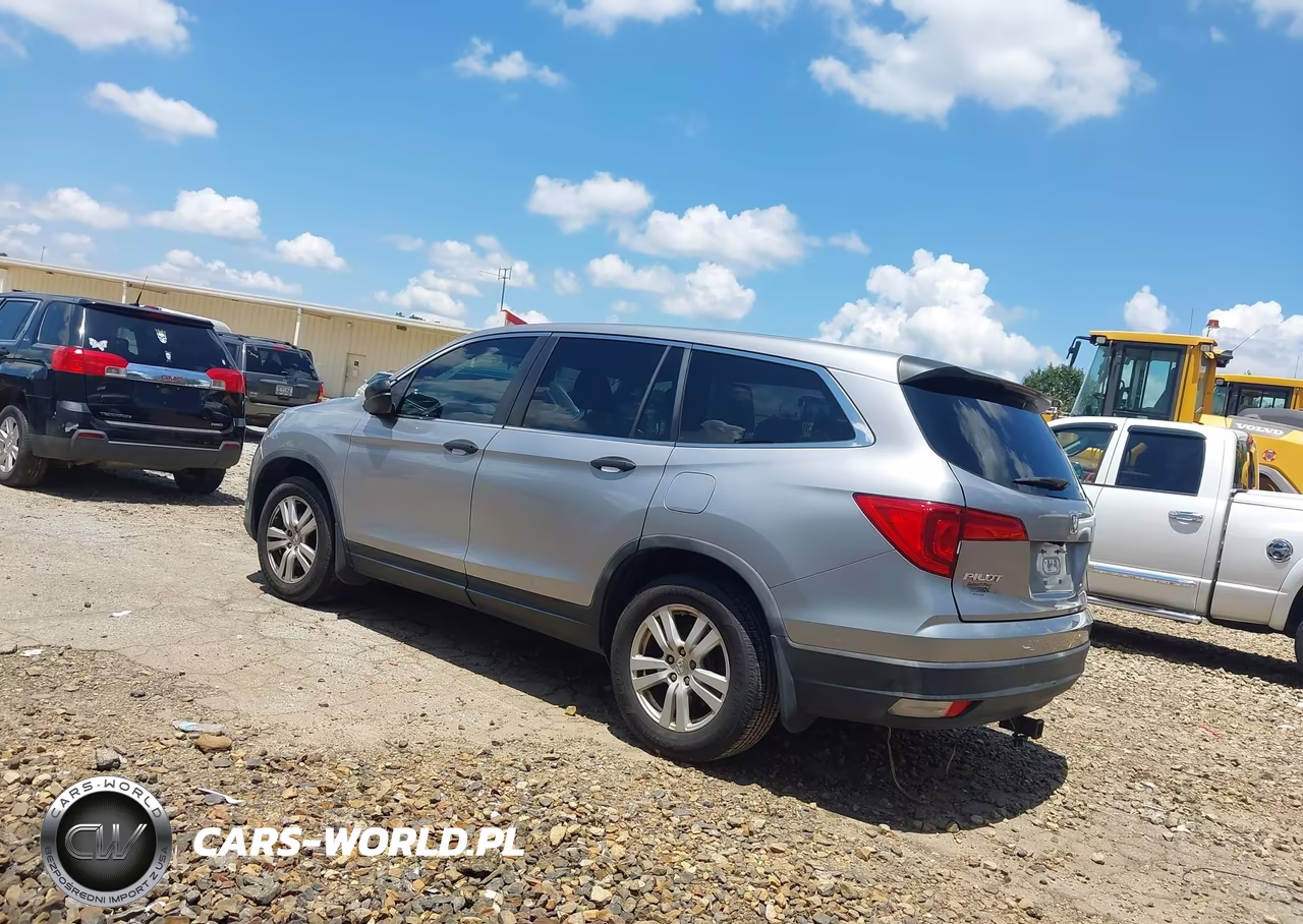 2017 Honda Pilot Lx VIN:5FNYF5H10HB007572 - 3