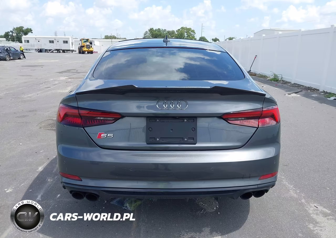 2019 Audi S5 3.0T Premium VIN:WAUC4DF50KA028113 - 17