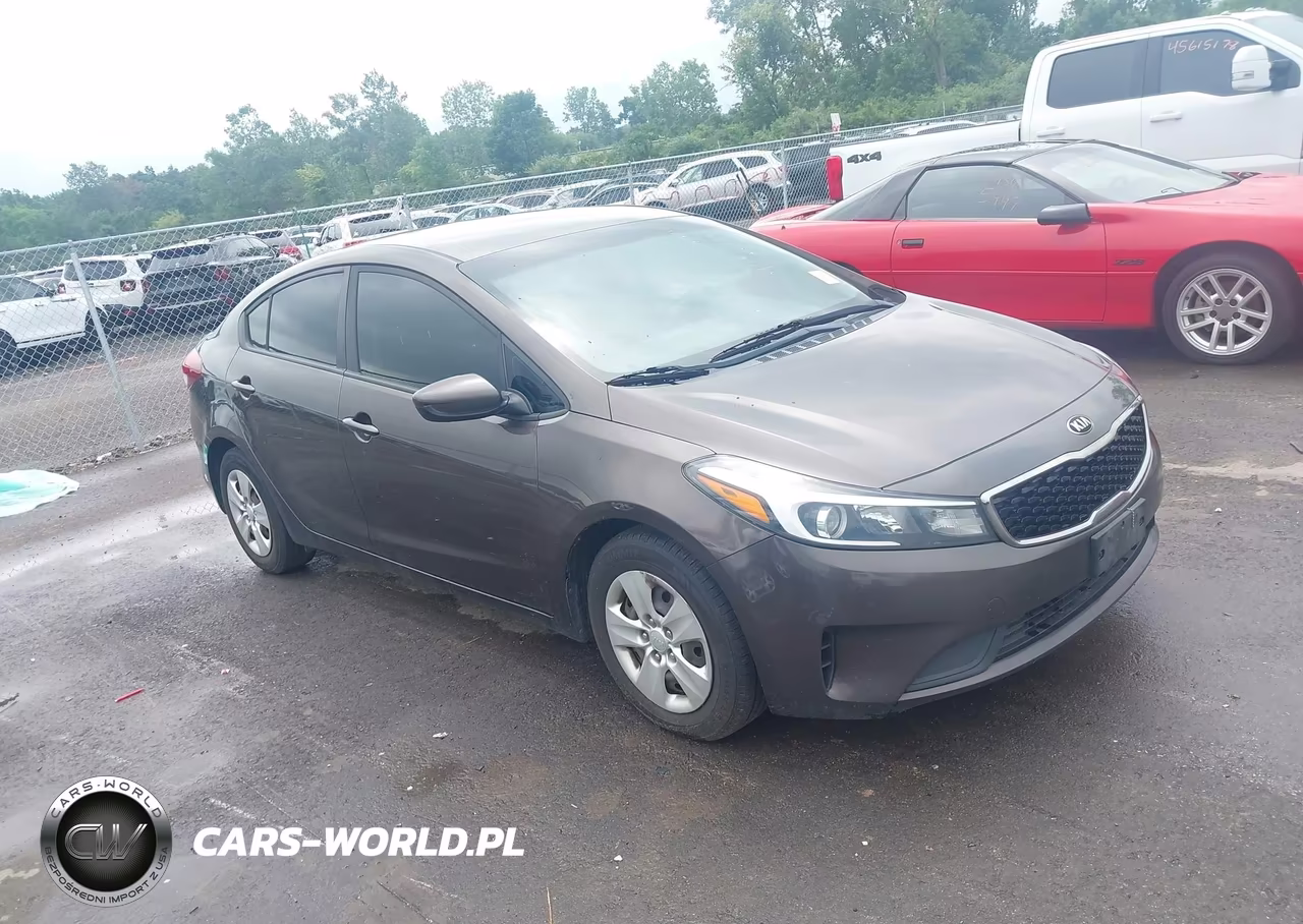 2017 Kia Forte Lx VIN:3KPFK4A77HE160743 - 1