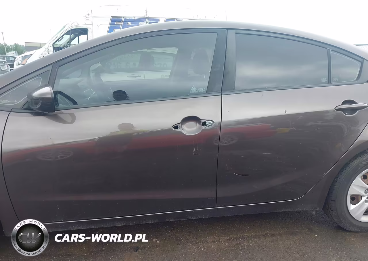 2017 Kia Forte Lx VIN:3KPFK4A77HE160743 - 6