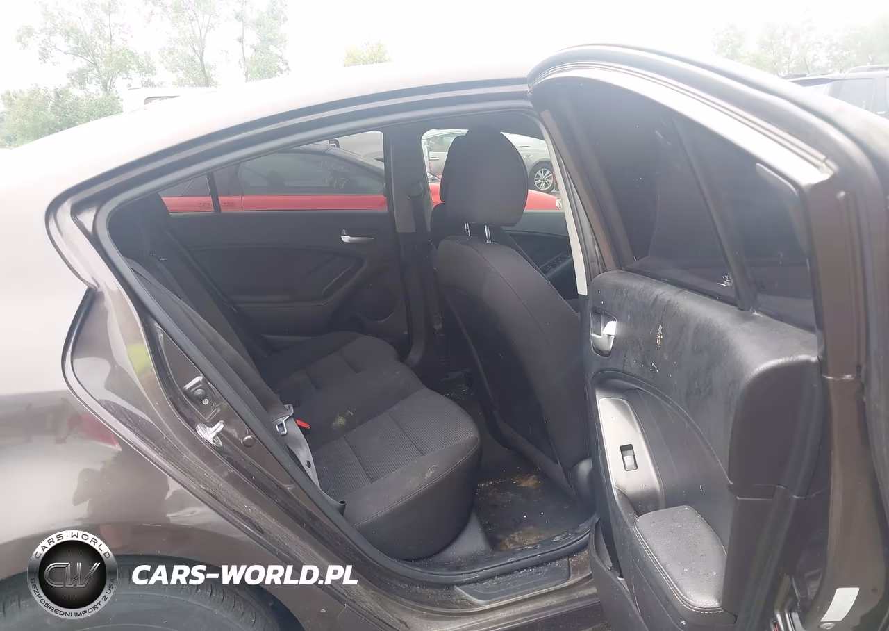 2017 Kia Forte Lx VIN:3KPFK4A77HE160743 - 8