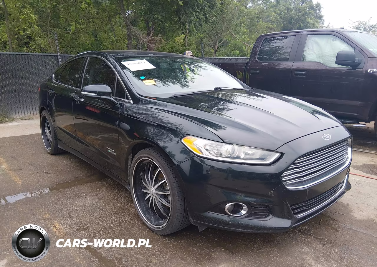 2014 Ford Fusion Energi Titanium
