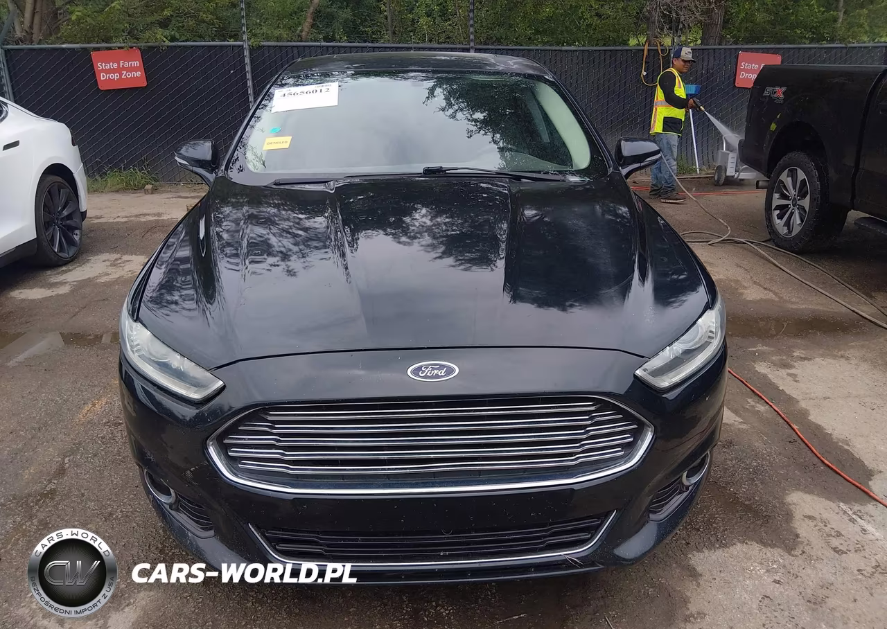 2014 Ford Fusion Energi Titanium VIN:3FA6P0SU3ER162871 - 12