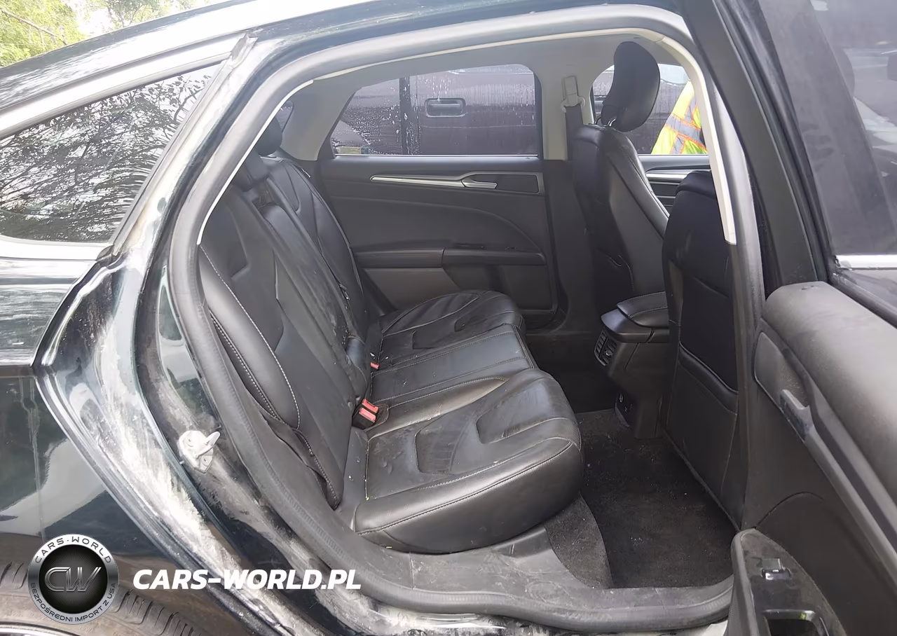 2014 Ford Fusion Energi Titanium VIN:3FA6P0SU3ER162871 - 8