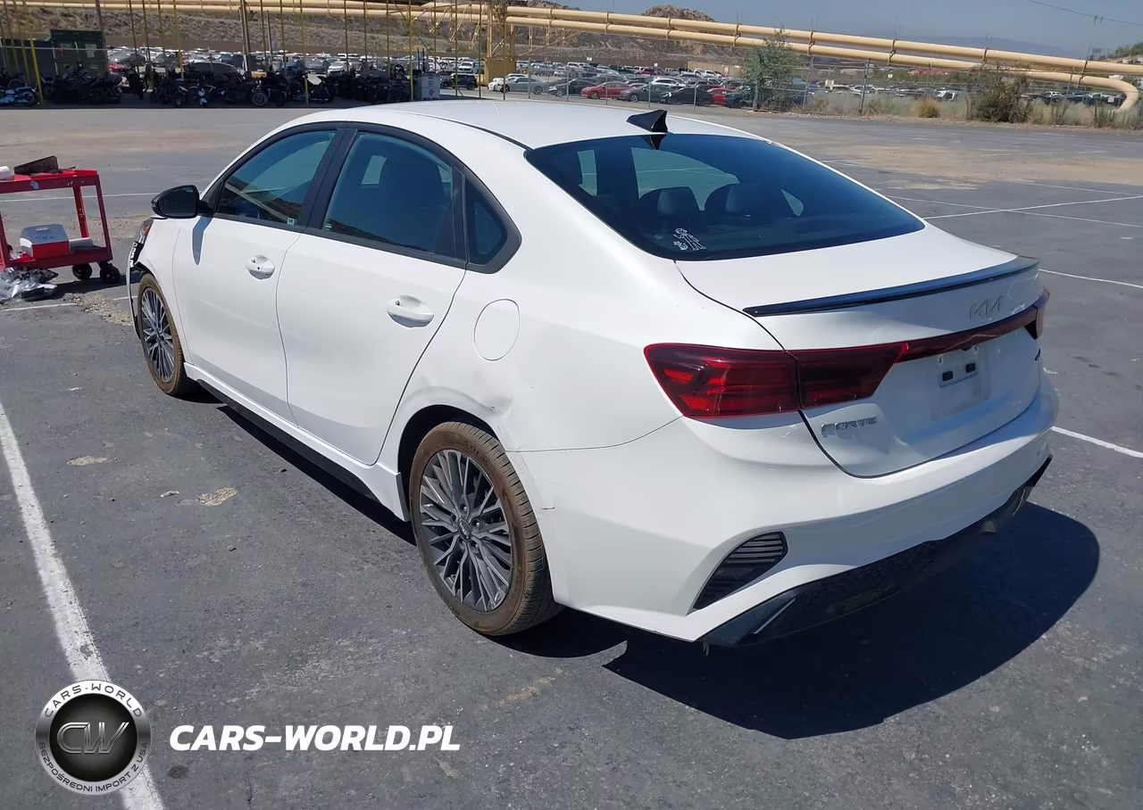 2023 Kia Forte Gt-Line VIN:3KPF54AD5PE574485 - 3
