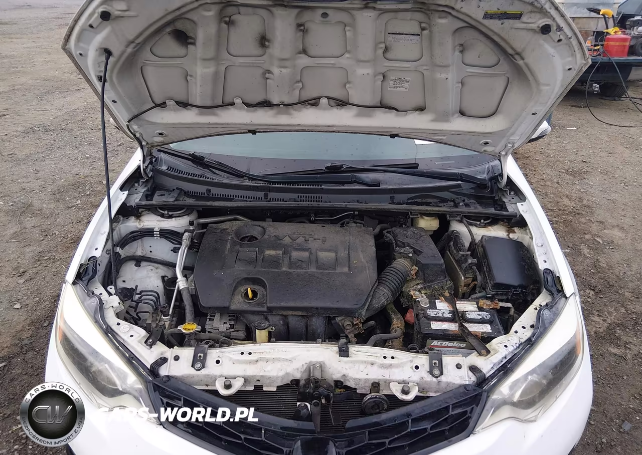 2015 Toyota Corolla S Plus VIN:5YFBURHE5FP350854 - 10