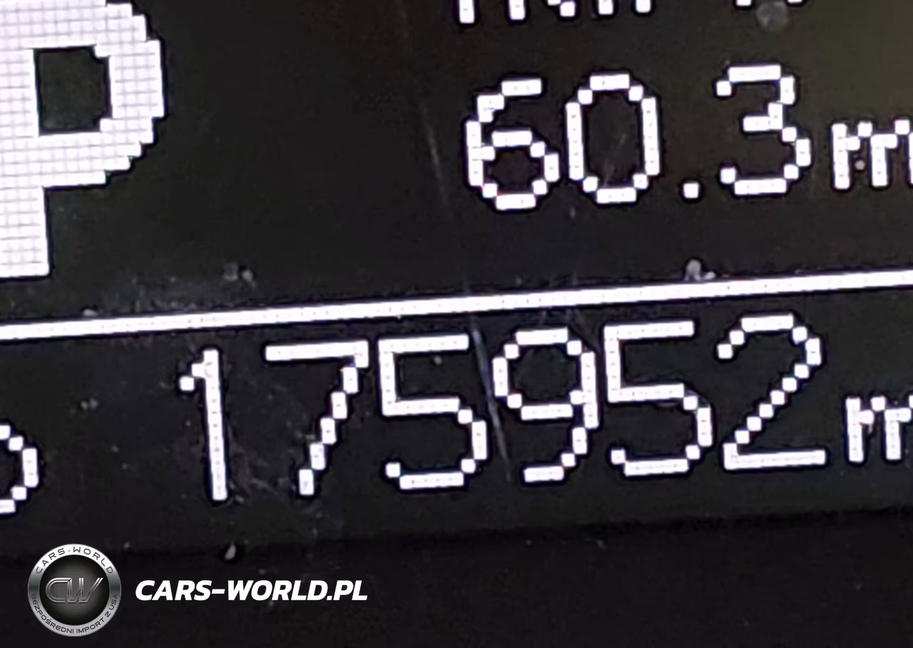 2015 Toyota Corolla S Plus VIN:5YFBURHE5FP350854 - 15
