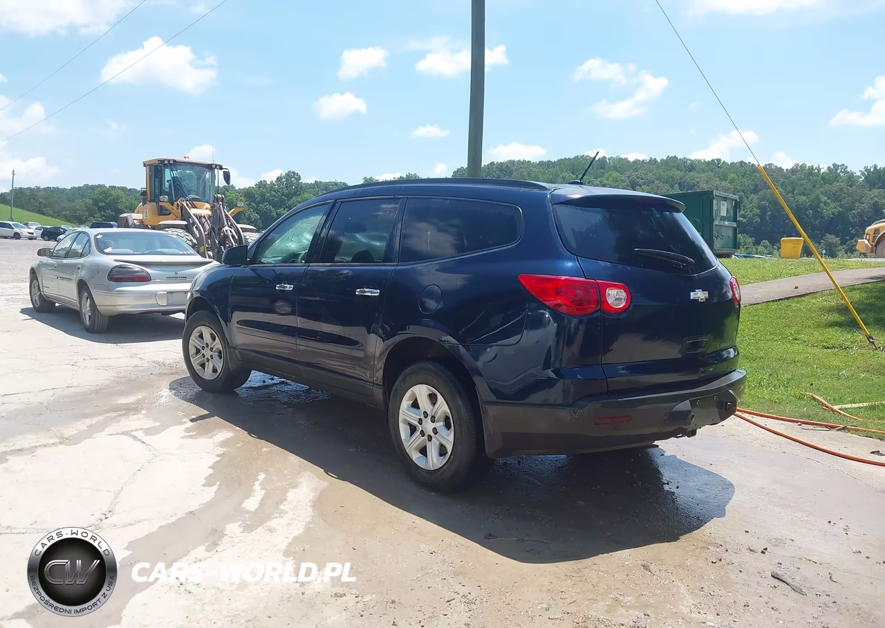 2011 Chevrolet Traverse Ls VIN:1GNKREED6BJ193234 - 3