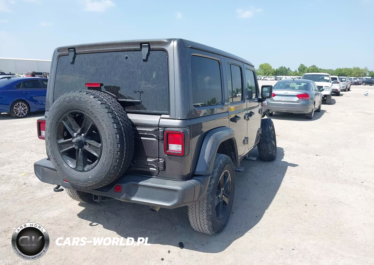2021 Jeep Wrangler Unlimited Sahara Altitude 4X4 VIN:1C4HJXEN8MW610132 - 4