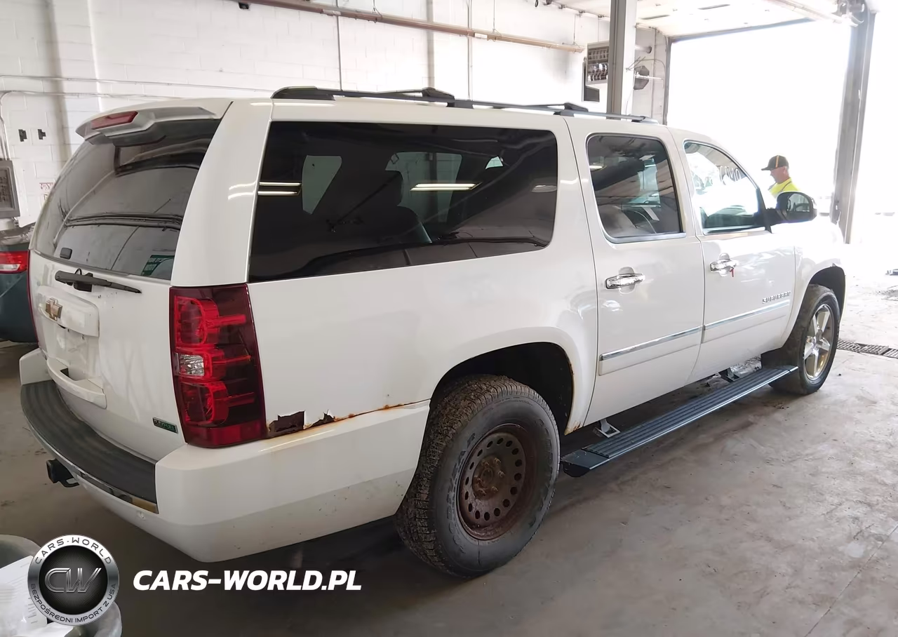2012 Chevrolet Suburban Ltz VIN:1GNSKKE73CR326290 - 4