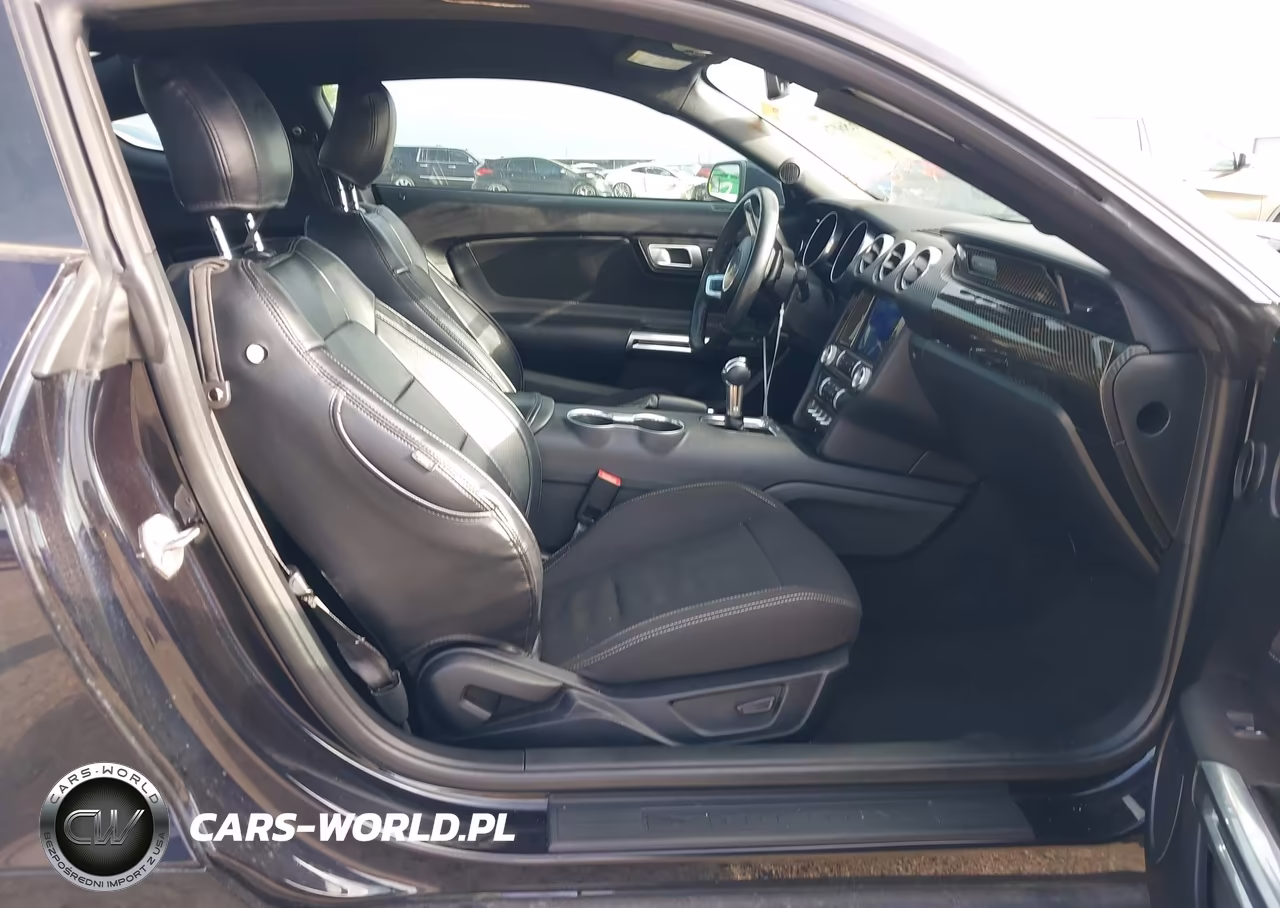 2021 Ford Mustang Ecoboost Fastback VIN:1FA6P8TH1M5157587 - 5