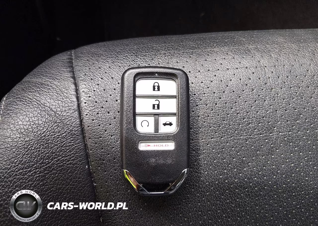 2017 Honda Accord Ex-L VIN:1HGCR2F83HA166144 - 11