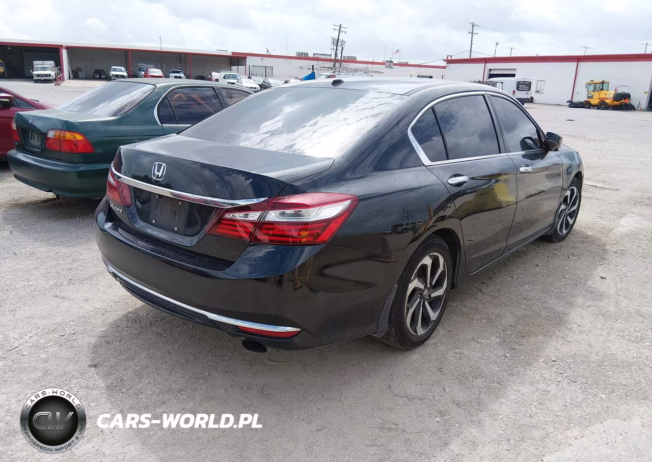 2017 Honda Accord Ex-L VIN:1HGCR2F83HA166144 - 4