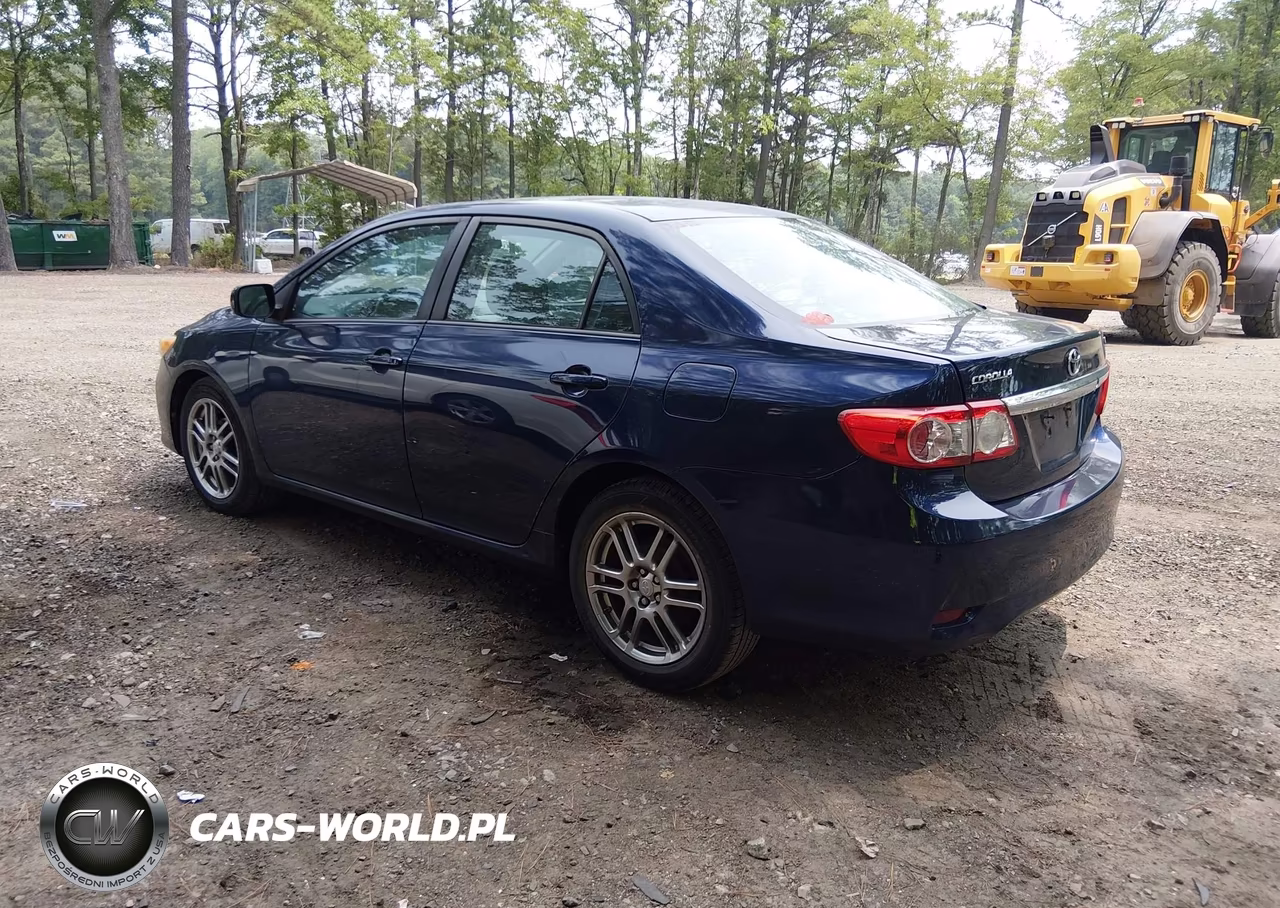 2012 Toyota Corolla Le VIN:5YFBU4EE5CP041808 - 3