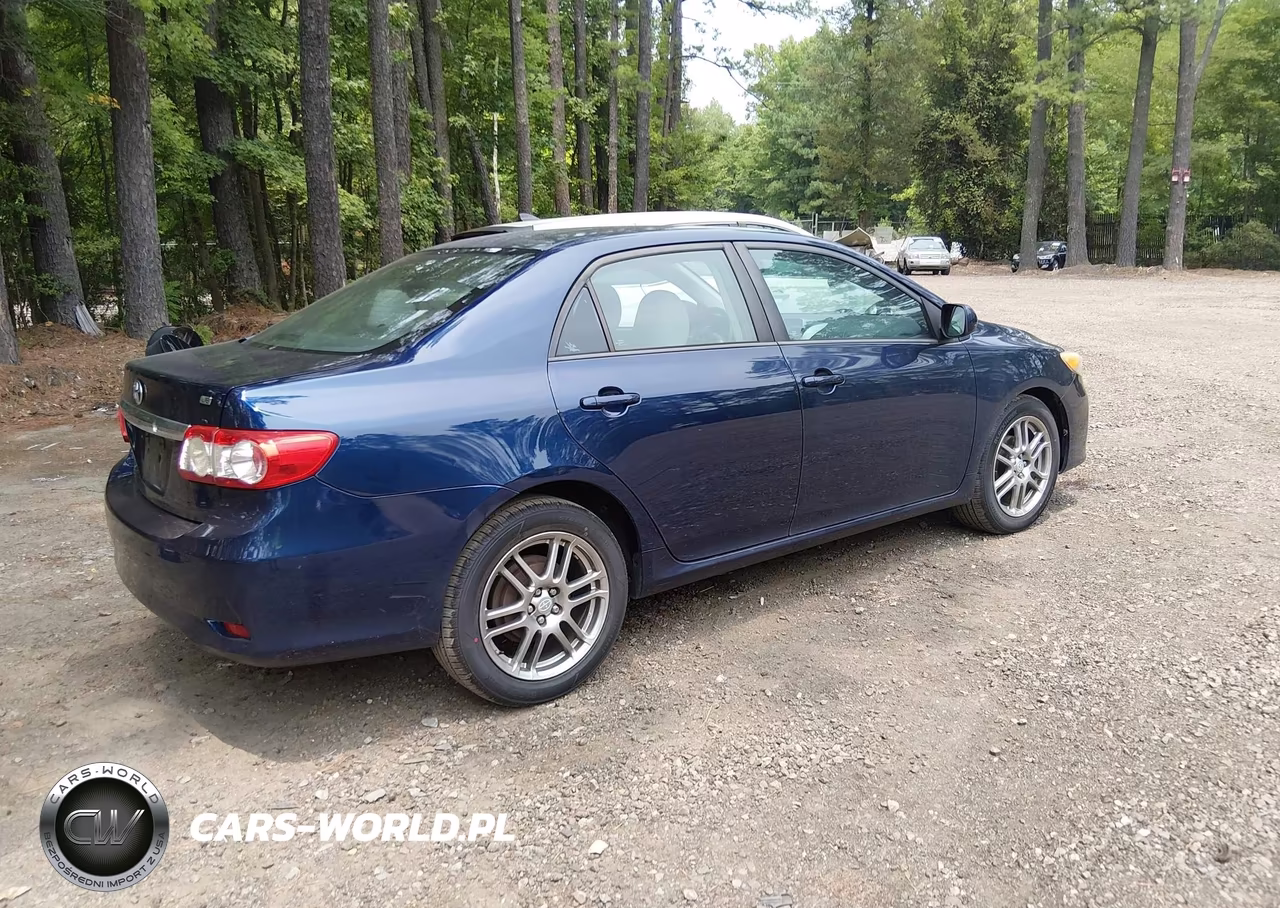 2012 Toyota Corolla Le VIN:5YFBU4EE5CP041808 - 4