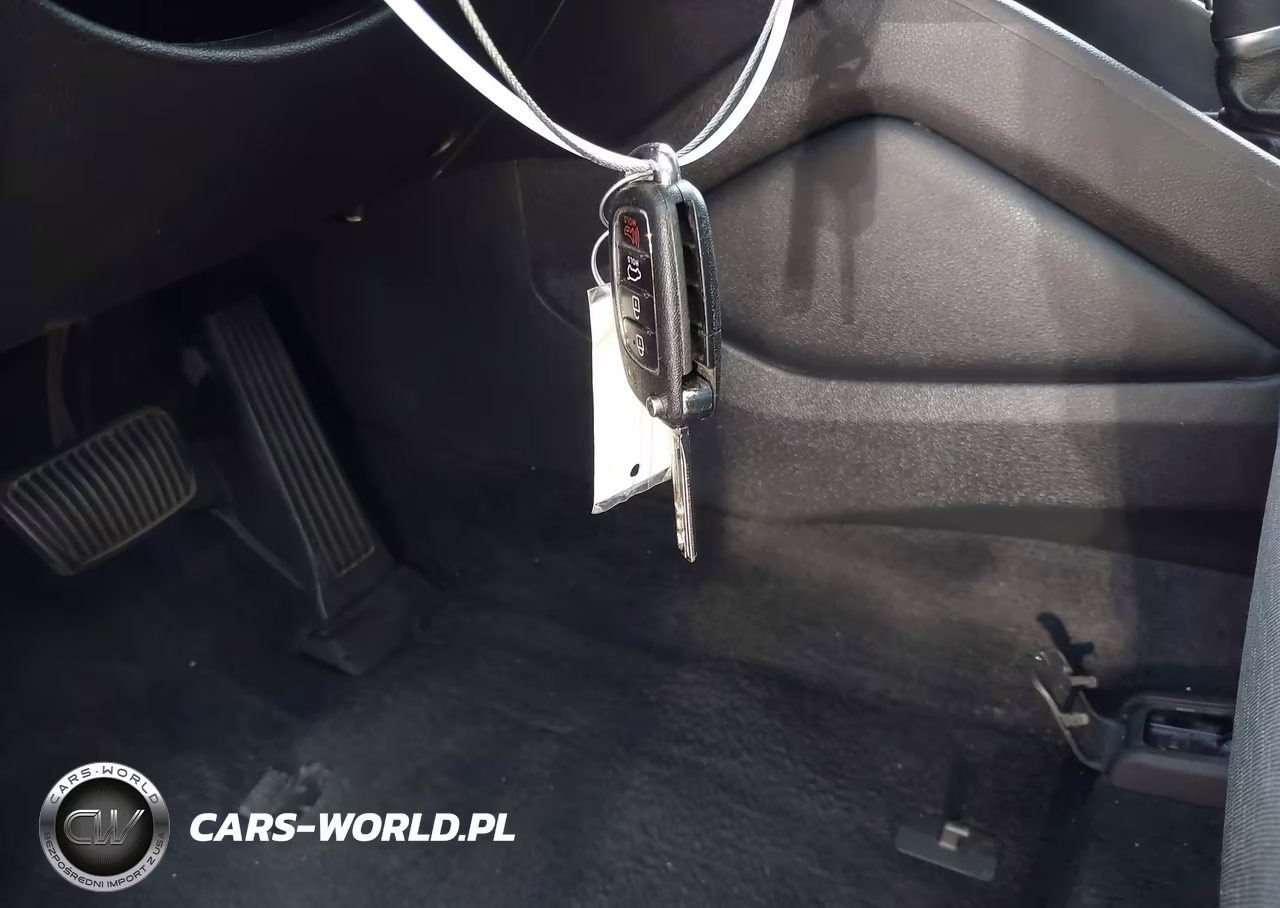 2017 Hyundai Tucson Limited VIN:KM8J3CA48HU506383 - 11