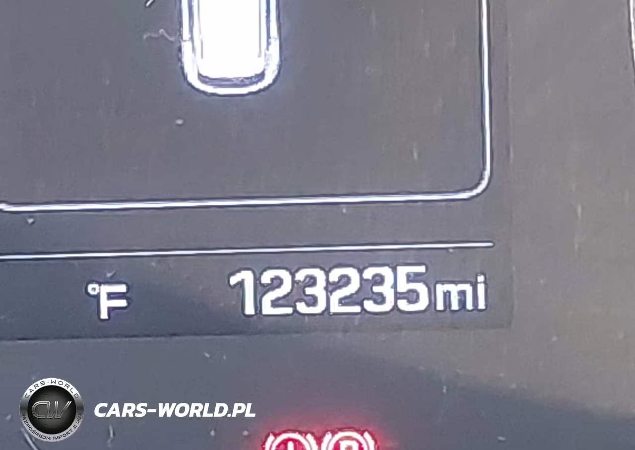 2017 Hyundai Tucson Limited VIN:KM8J3CA48HU506383 - 15