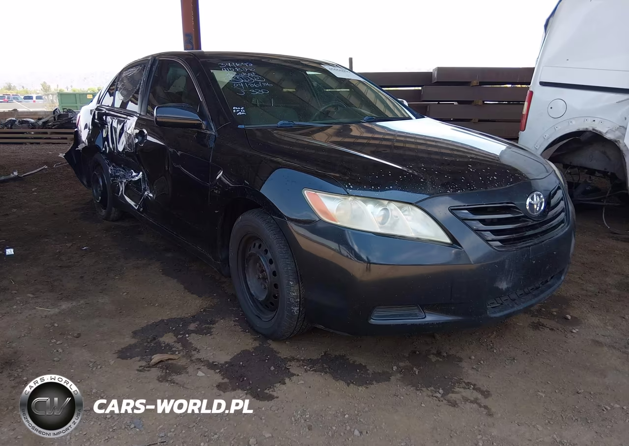2009 Toyota Camry Le – zdjęcie 1 z 15