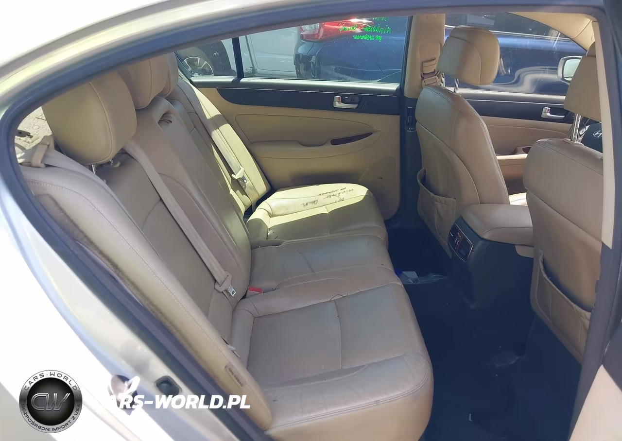 2012 Hyundai Genesis 3.8 VIN:KMHGC4DD7CU202093 - 8