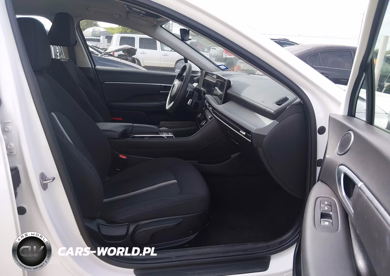 2025 Hyundai Sonata Sel VIN:KMHL64JA9SA470921 - 5