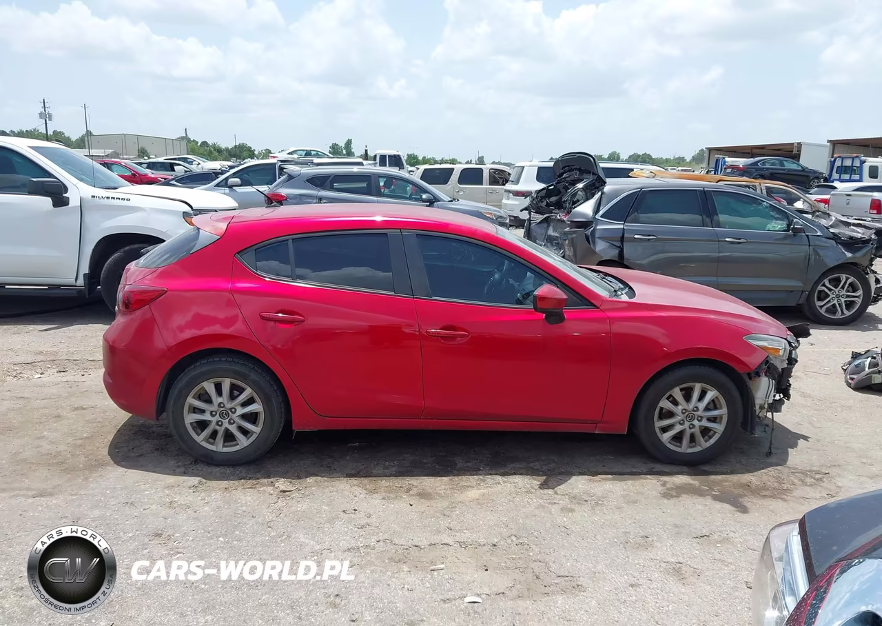 2018 Mazda Mazda3 Sport VIN:3MZBN1K72JM186257 - 12