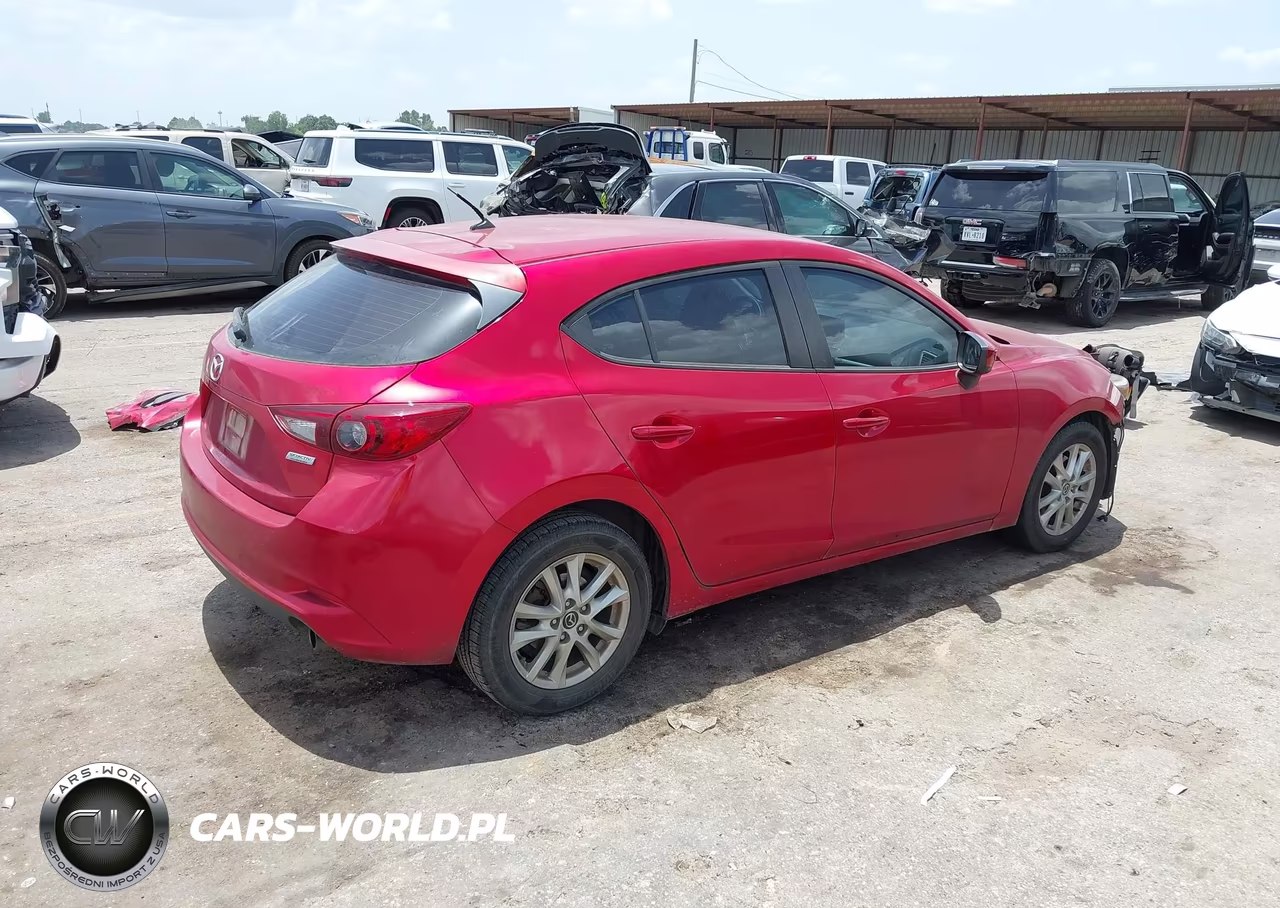 2018 Mazda Mazda3 Sport VIN:3MZBN1K72JM186257 - 4
