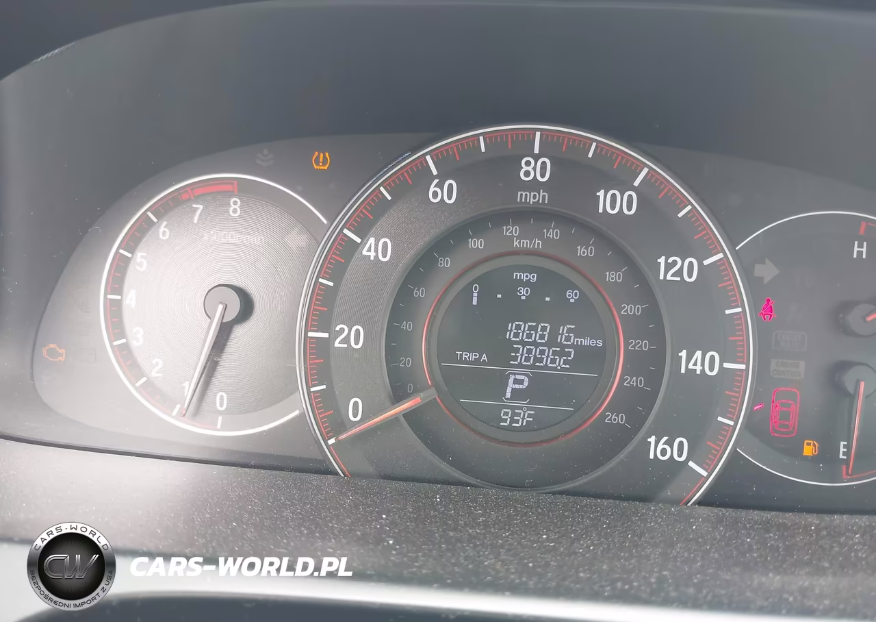 2017 Honda Accord Sport VIN:1HGCR2F55HA304921 - 16