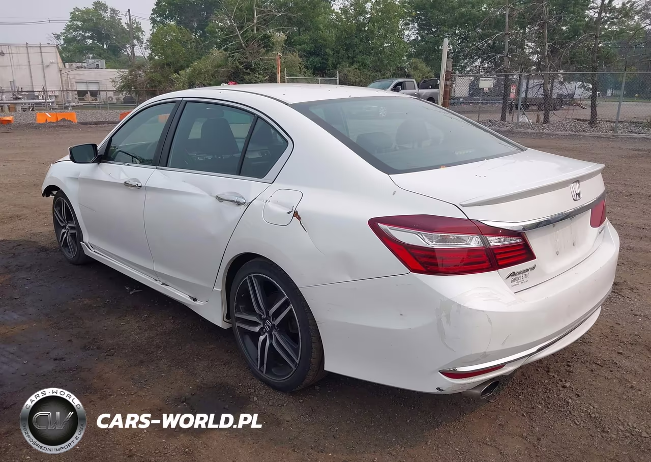 2017 Honda Accord Sport VIN:1HGCR2F55HA304921 - 3